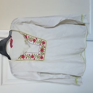 Boho style off white loose fitting shirt size xl